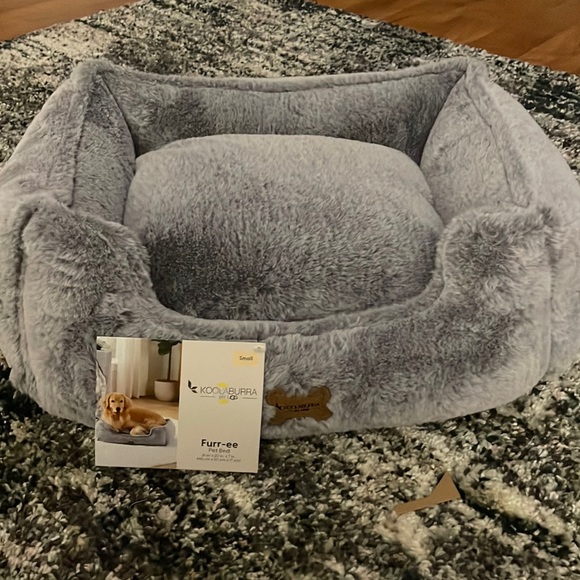 Koolaburra by Ugg Furr-ee small dog bed grey new